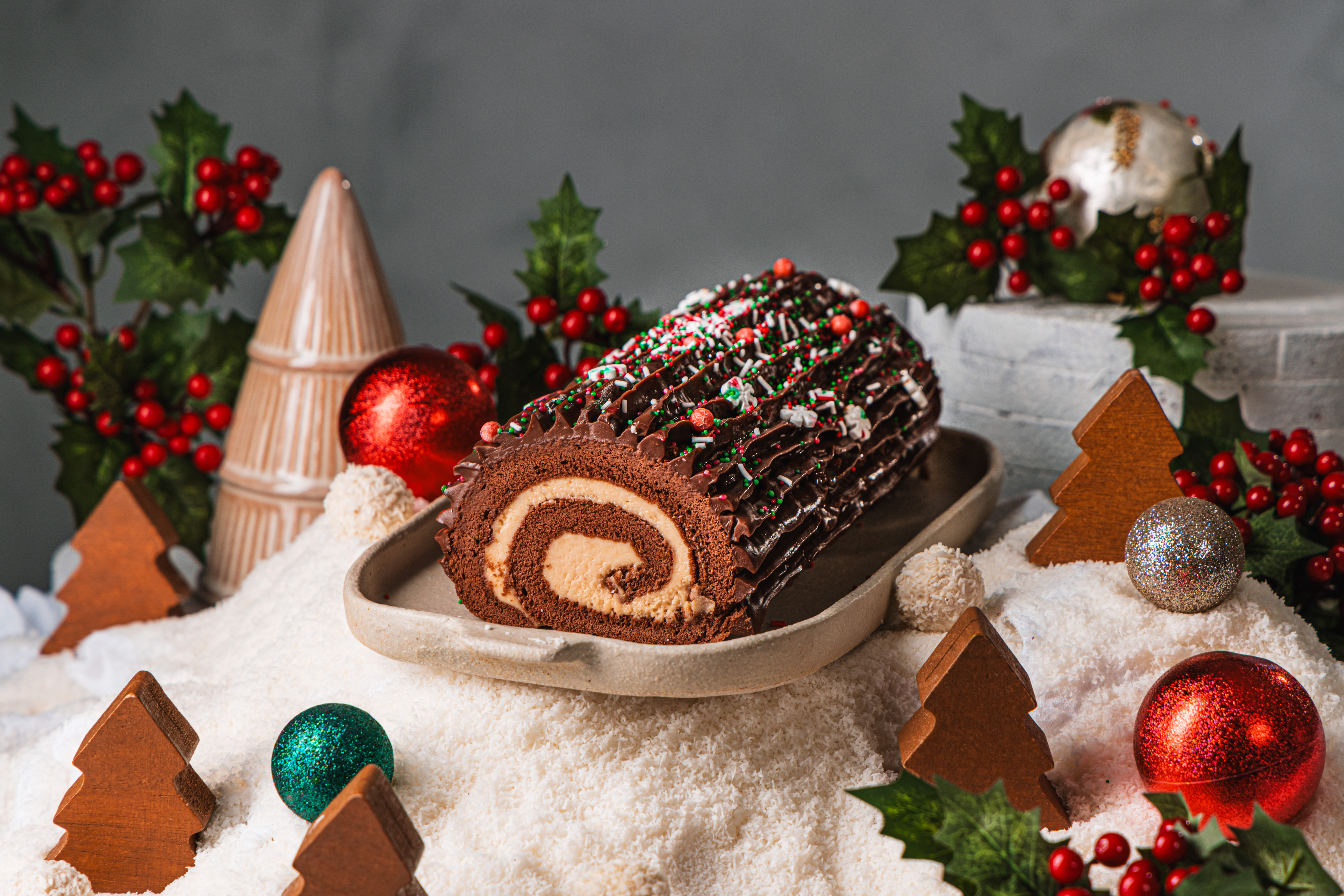 Kurtosh Christmas Log Cake.JPG
