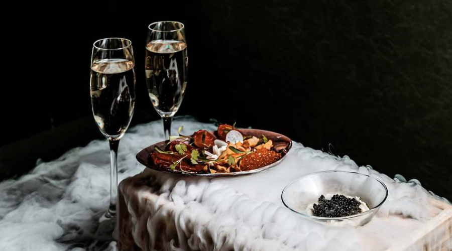 900 x 500 Hello Auntie Champagne.png