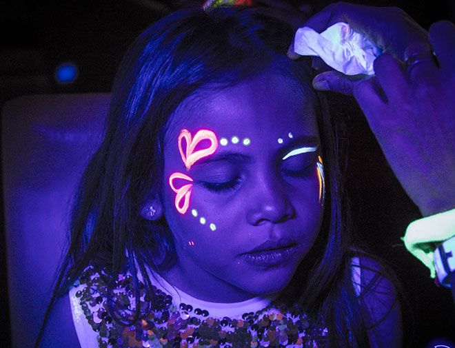 Face Paint Glow In The Dark.jfif