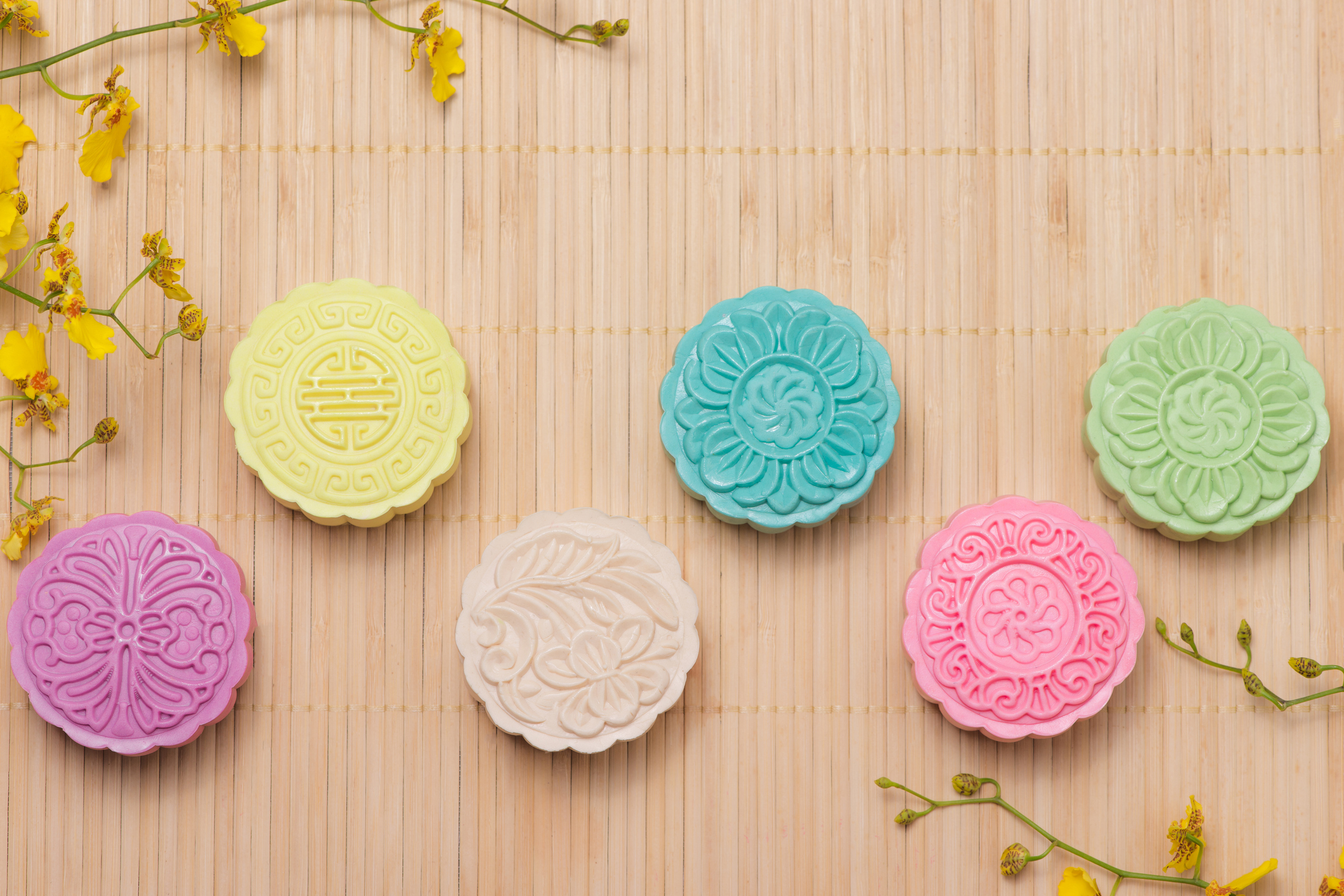 iStock-856614602-Mooncakes.jpg
